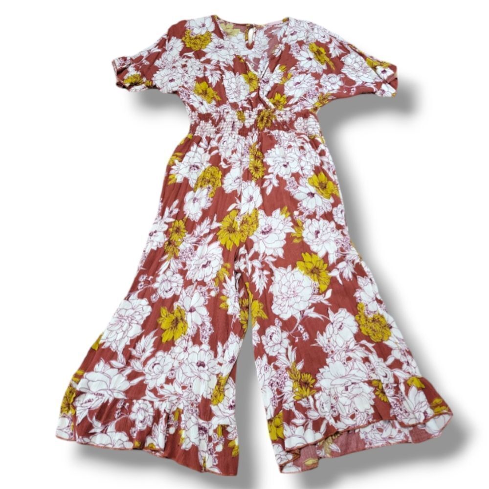 Ces Femme Jumpsuit Size Medium V-Neck Front Wrap Wide Leg Floral Bohemian Boho